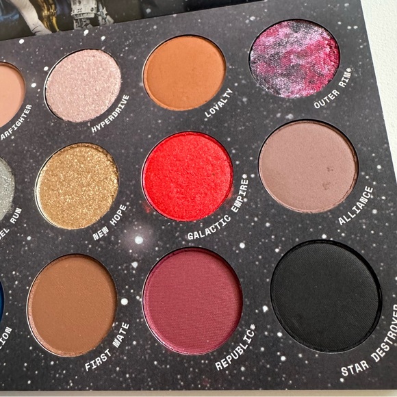 Star Wars eyeshadow palette - Picture 4 of 5